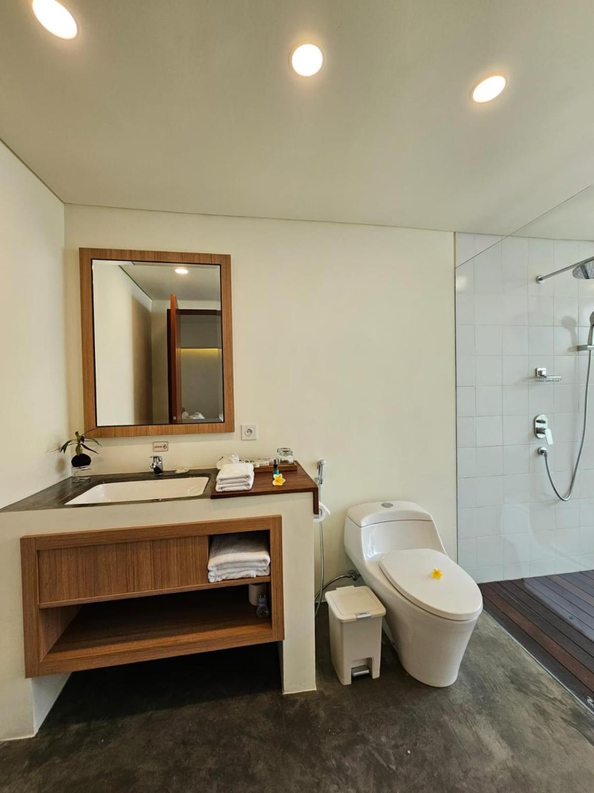 Ayom Suite Mataram Dış mekan fotoğraf